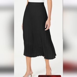 Xl Alfani black accordian skirt